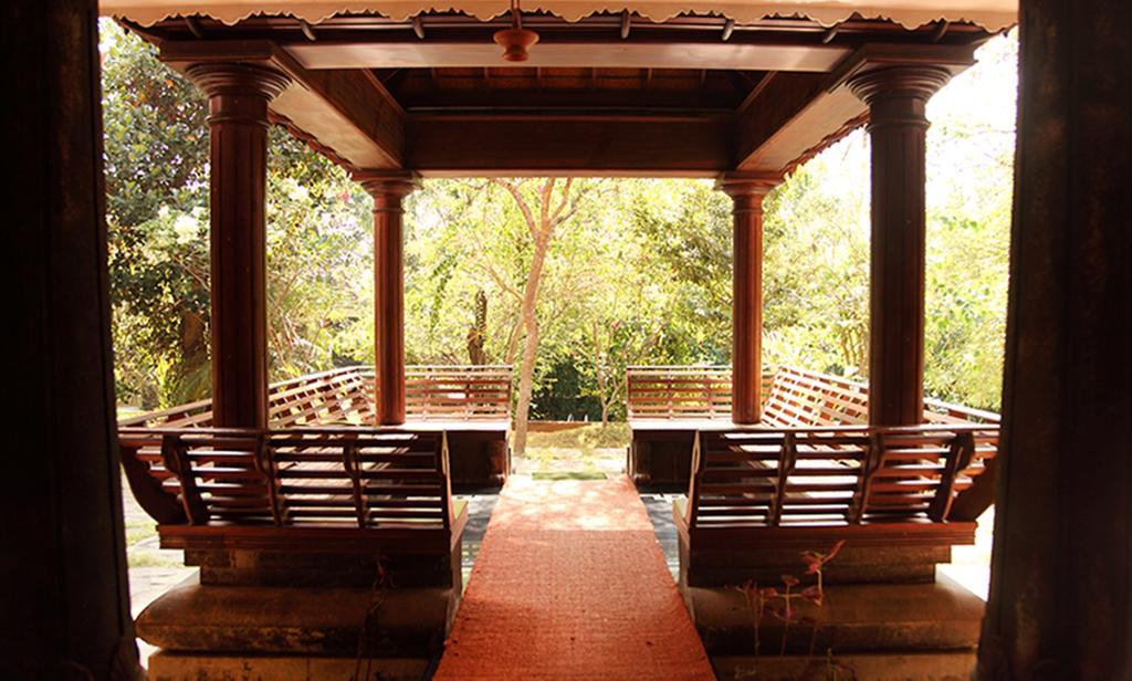 Amrutham Ayurvedic Village Resort Kovalam Kültér fotó